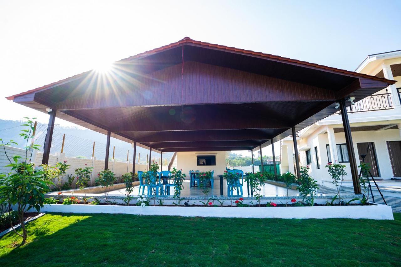 Eden Garden Villa Alībāg Buitenkant foto