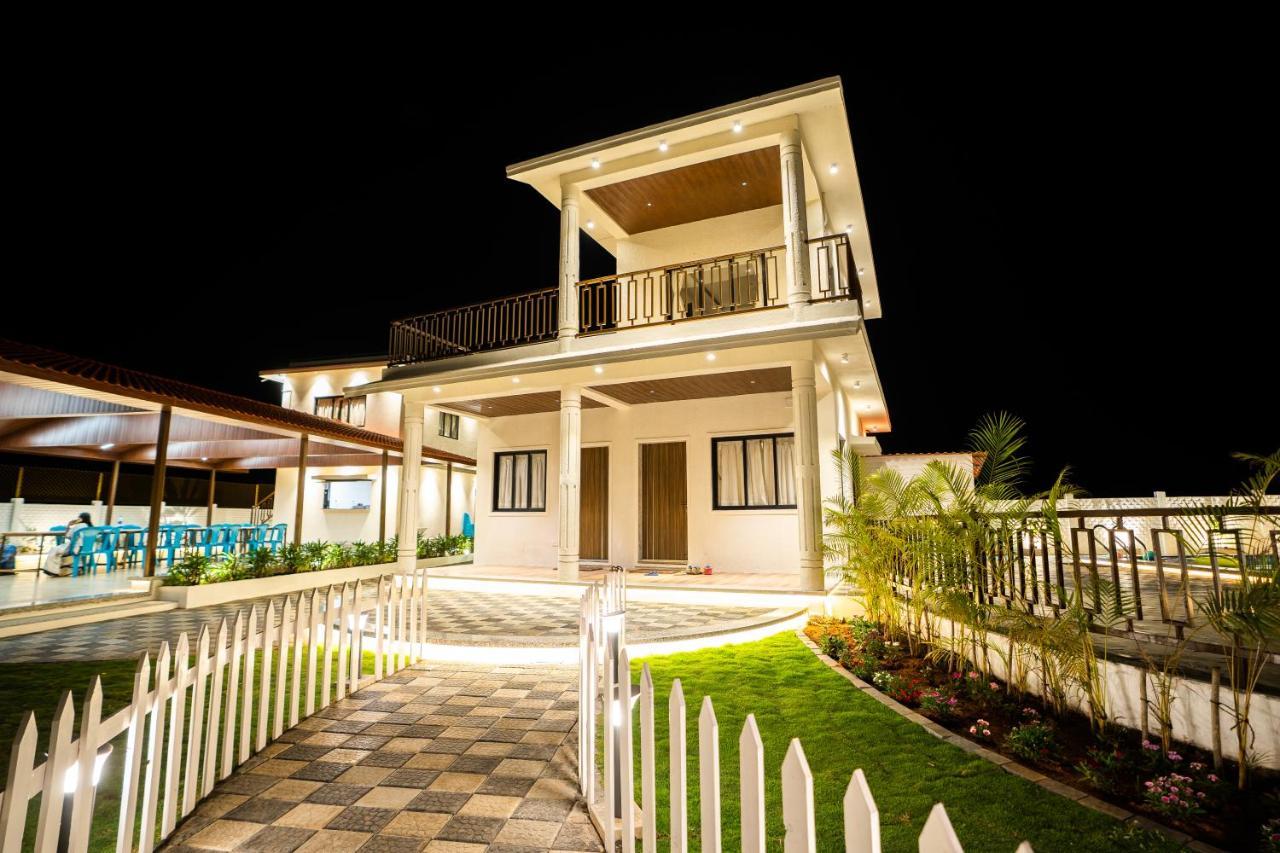 Eden Garden Villa Alībāg Buitenkant foto